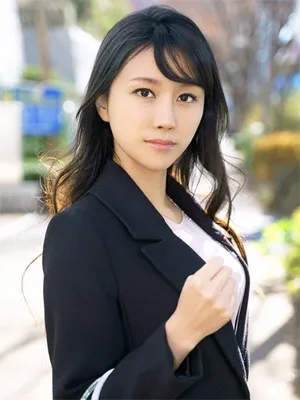 植村恵名