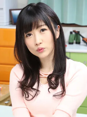 大槻ひびき