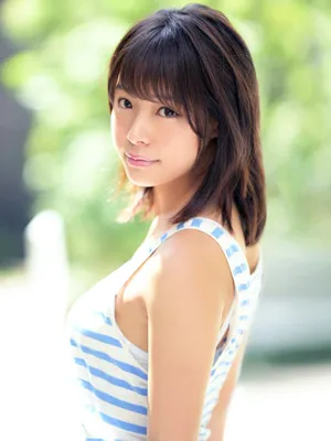 八木奈々
