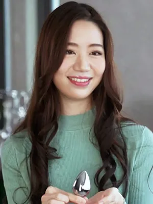 愛如月レナ