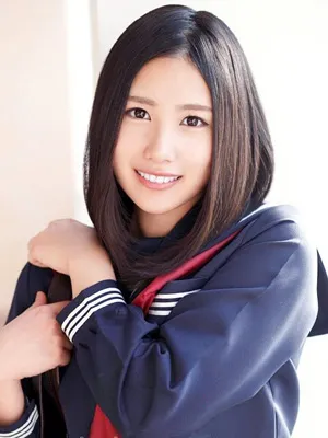秋元ひなの