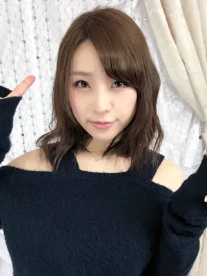 八乃つばさ