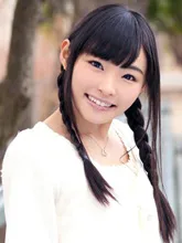 初咲里奈